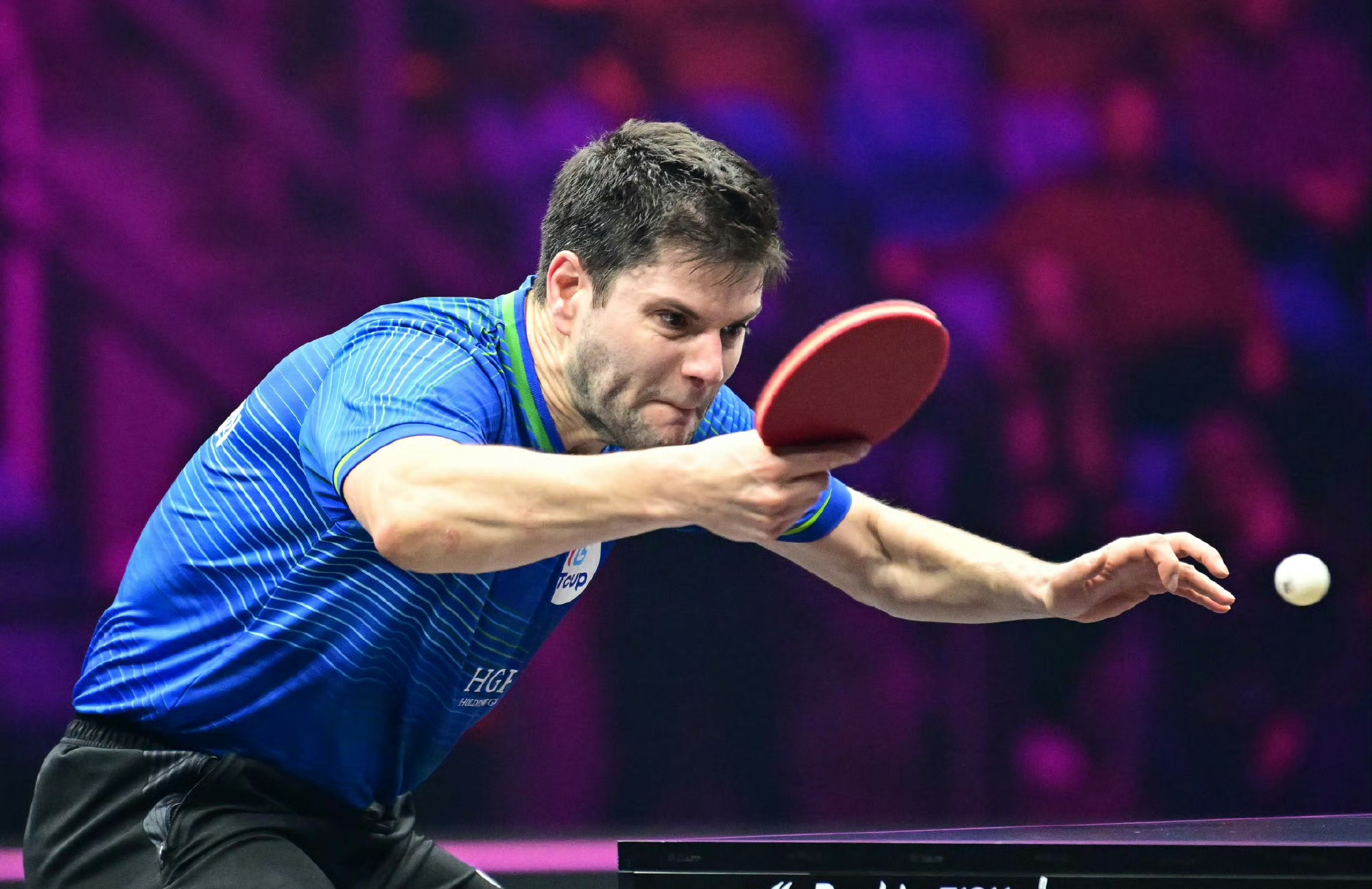 法国乒乓球队爆冷日本乒乓球队，奥恰洛夫高光表现的简单介绍