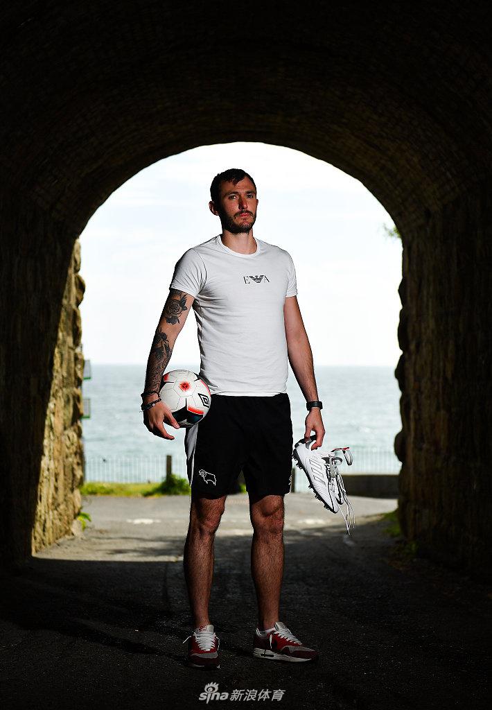 开云体育在线-关于各国运动员谨慎备战，力争登顶之路的信息