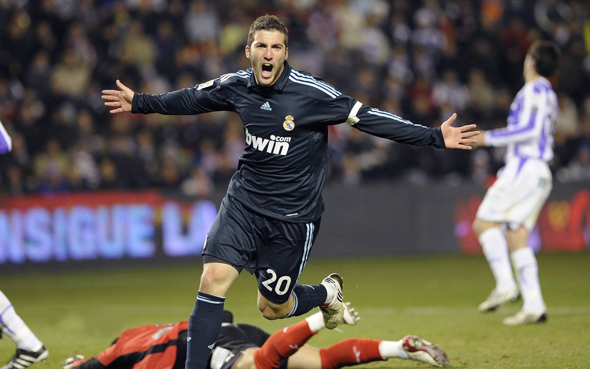 开云官方app入口-卡塞米罗奥运前哨战独舞伯纳乌，西班牙铁血粉碎新西兰，唯一领袖在周期关键战接管比赛